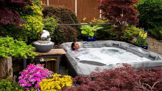 Relaks w ogrodzie - Wanny SPA i balie