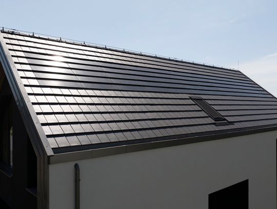 zintegrowane-panele-fotowoltaiczne-pv