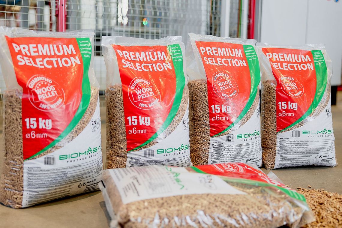 Biomasa: Wysokiej jakości pellet drzewny Premium Selection – przygotuj się na zimę! pellet-premium-sellection-biomasa