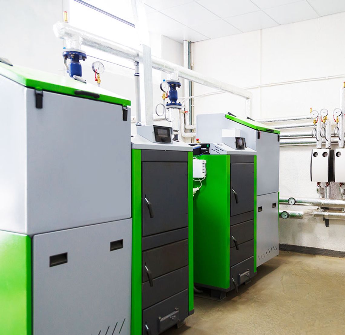 pompa-ciepla-i-kociol-na-pelet