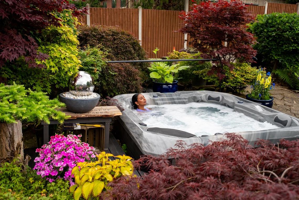 Relaks w ogrodzie - Wanny SPA i balie